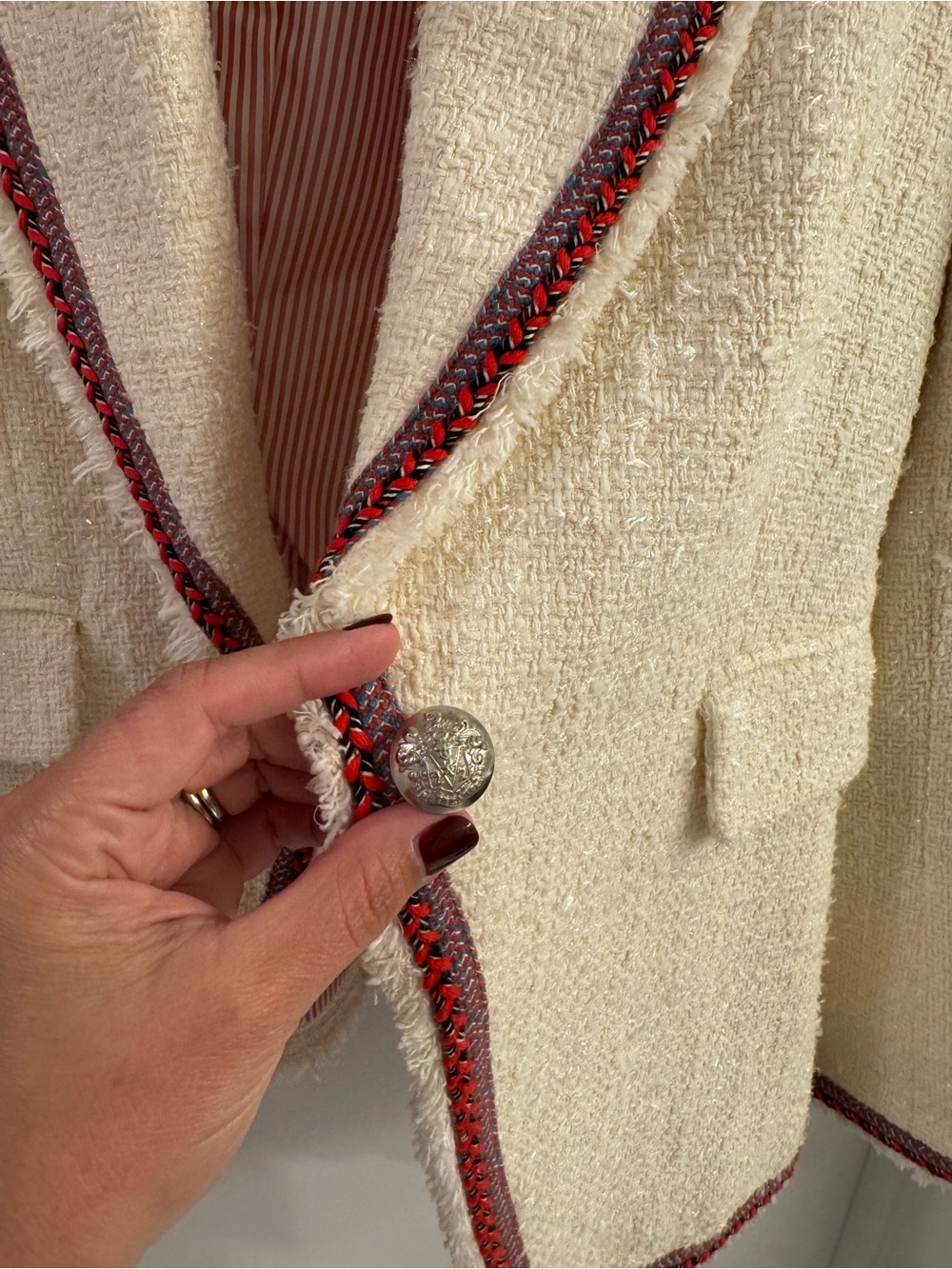 Veronica Beard Cream Tweed Blazer with Red Trim - Picture 2 of 4